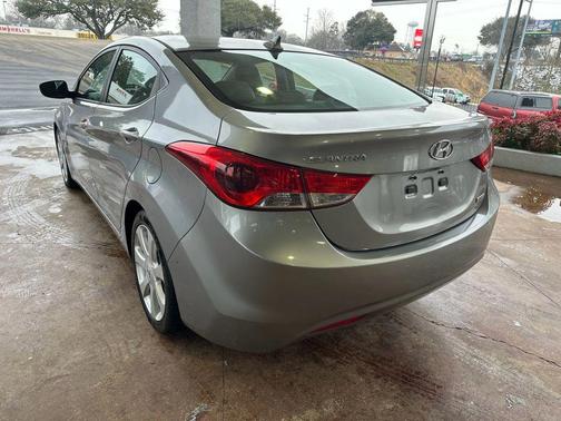 2013 Hyundai ELANTRA Limited