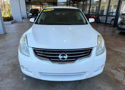 2010 Nissan Altima 3.5 SR