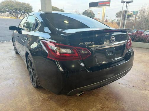 2017 Nissan Altima 2.5 SR