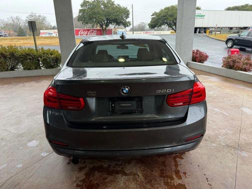 2016 BMW 320 i