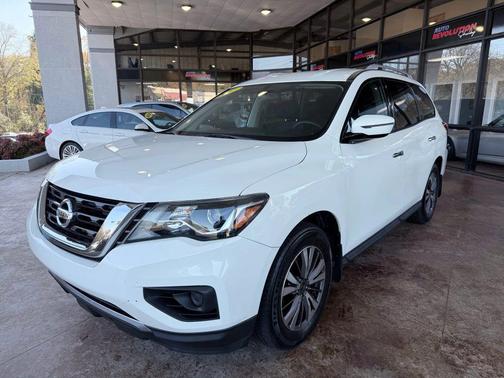 2017 Nissan Pathfinder S