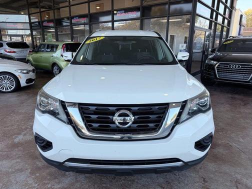 2017 Nissan Pathfinder S