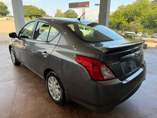 2017 Nissan Versa 1.6 SV