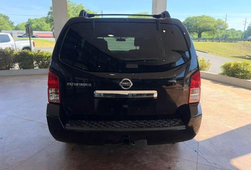 Black 2012 Nissan Pathfinder S