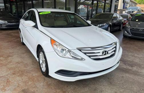 Pearl White 2014 Hyundai SONATA GLS