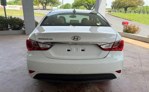 Pearl White 2014 Hyundai SONATA GLS