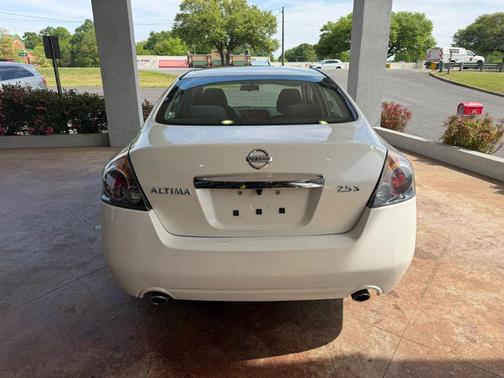 Winter Frost Pearl 2010 Nissan Altima 2.5 S