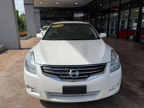 Winter Frost Pearl 2010 Nissan Altima 2.5 S