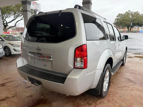 2012 Nissan Pathfinder SV