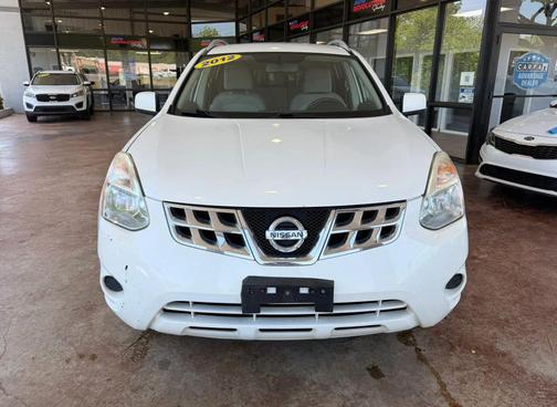 Pearl White 2012 Nissan Rogue SV
