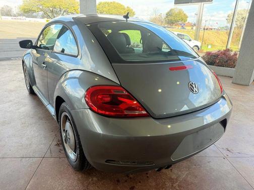 2012 Volkswagen Beetle 2.5L