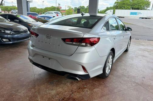 Symphony Silver 2018 Hyundai SONATA SE