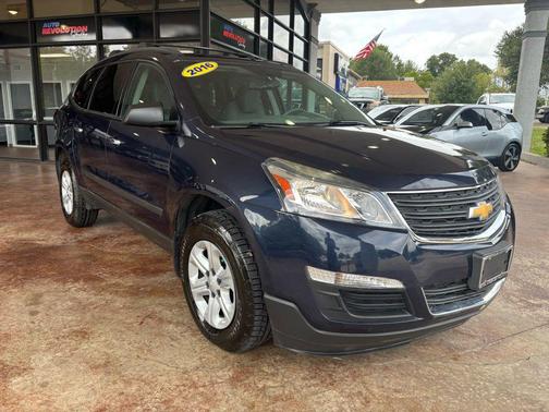 2016 Chevrolet Traverse LS