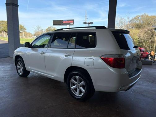 2010 Toyota Highlander Sport