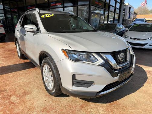 2018 Nissan Rogue SV