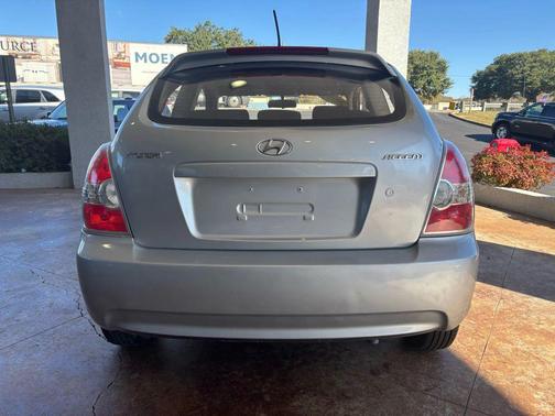 2009 Hyundai Accent GS
