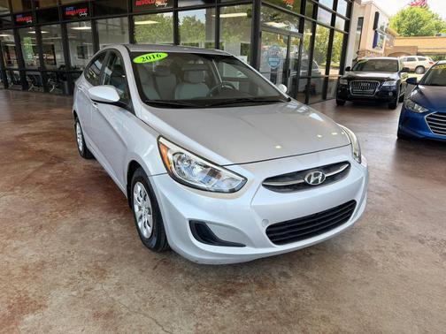Ironman Silver Metallic 2016 Hyundai Accent SE