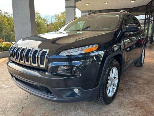 2015 Jeep Cherokee Sport