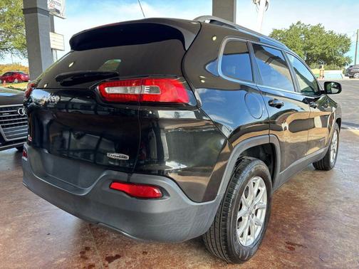 2015 Jeep Cherokee Sport
