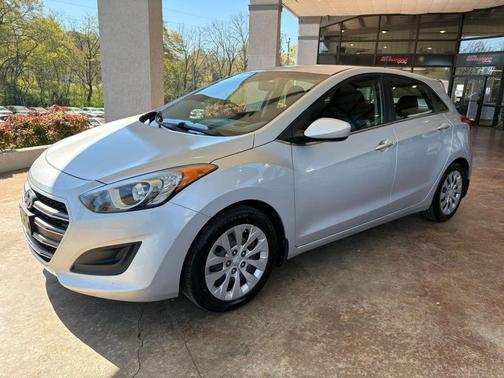 2016 Hyundai Elantra GT Base