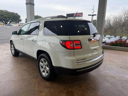 2016 GMC Acadia SLE-2