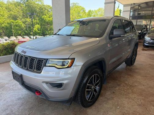 Billet Silver Metallic Clearcoat 2017 Jeep Grand Cherokee Trailhawk