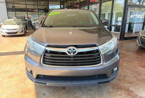 Predawn Gray Mica 2015 Toyota Highlander LE Plus