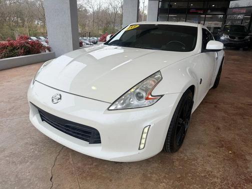 2017 Nissan 370Z Base