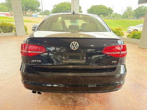 2015 Volkswagen Jetta 1.8T Sport