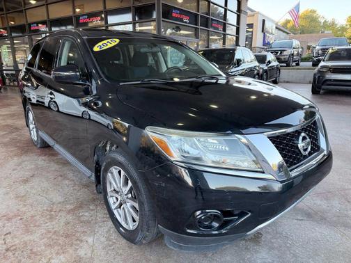 2015 Nissan Pathfinder S