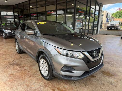 Gun Metallic 2020 Nissan Rogue Sport S