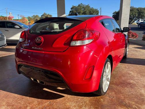 2012 Hyundai Veloster Base