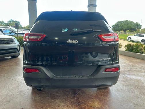 2014 Jeep Cherokee Sport