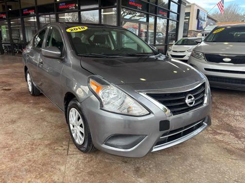 2018 Nissan Versa 1.6 S+
