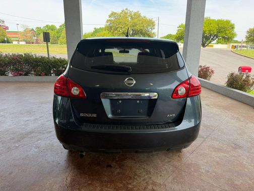2012 Nissan Rogue S
