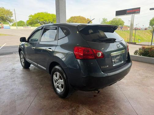 2012 Nissan Rogue S