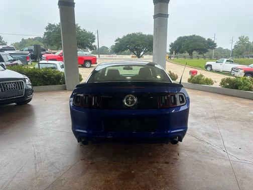 2013 Ford Mustang V6 Premium