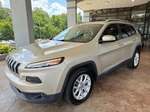 2015 Jeep Cherokee Sport