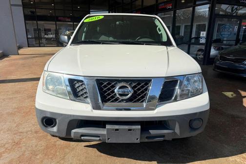 Glacier White 2016 Nissan Frontier S