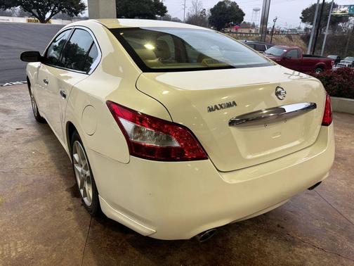 2011 Nissan Maxima S