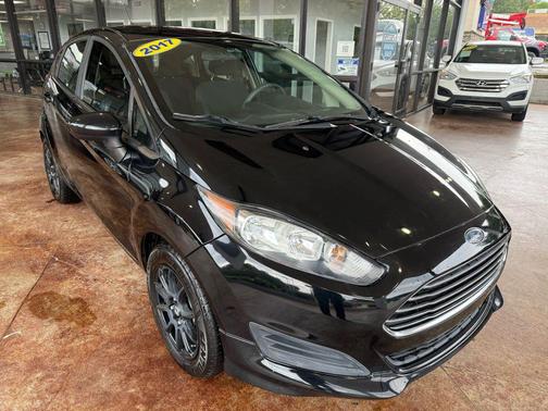 2017 Ford Fiesta SE