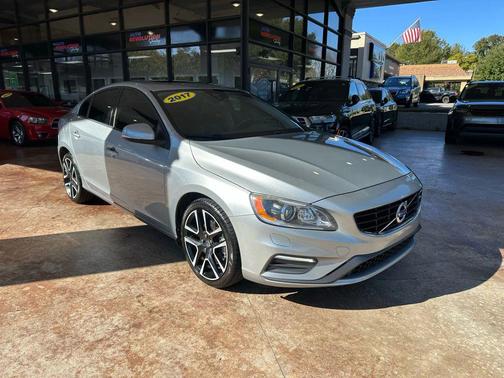 2017 Volvo S60 T5 Dynamic