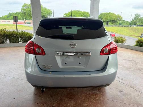 Blue 2015 Nissan Rogue Select S