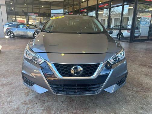2021 Nissan Versa 1.6 SV
