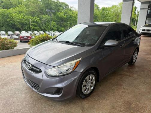 Triathlon Gray Metallic 2016 Hyundai Accent SE