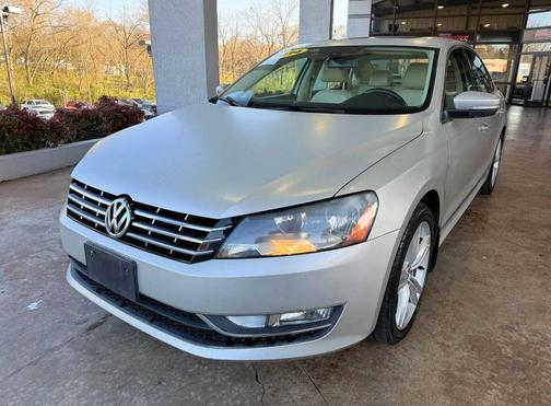 2014 Volkswagen Passat 2.0L TDI DSG SEL Premium