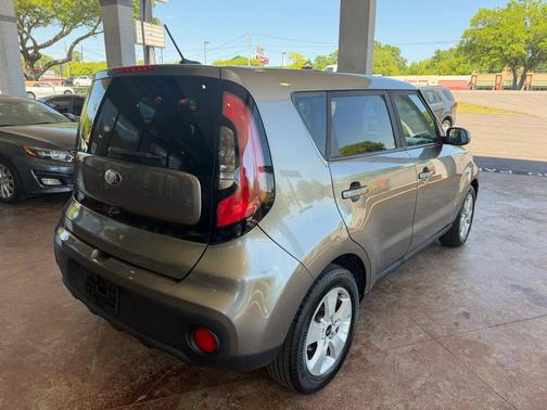 Titanium Gray 2019 Kia Soul Base