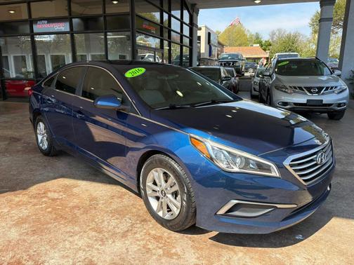 2016 Hyundai SONATA SE