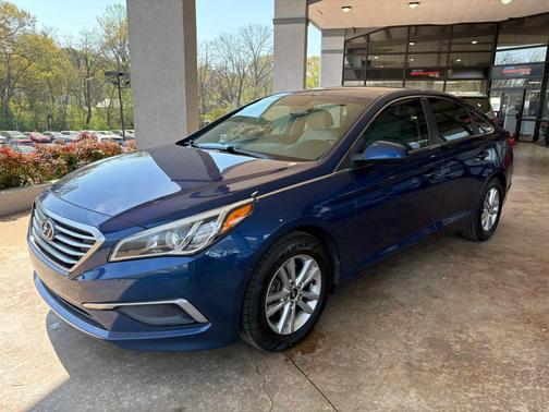 2016 Hyundai SONATA SE