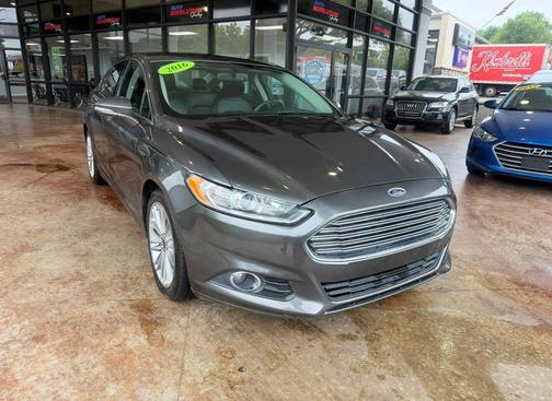 Gray 2016 Ford Fusion SE